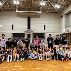 一緒にバレーボールしませんか？？
