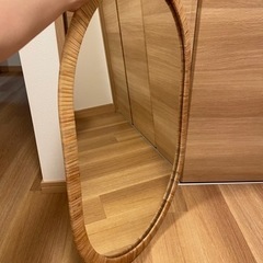 IKEA 姿見 壁掛け鏡の画像