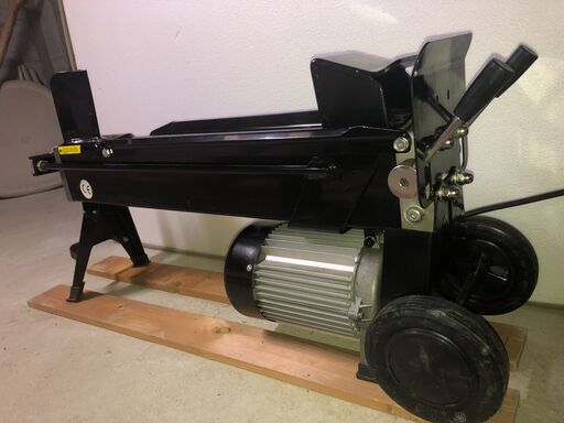 電動薪割り機　7.5トン　未使用品