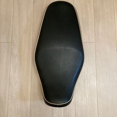 カワサキ　W650純正シート