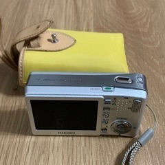 RICOH デジカメ　ジャンク品の画像