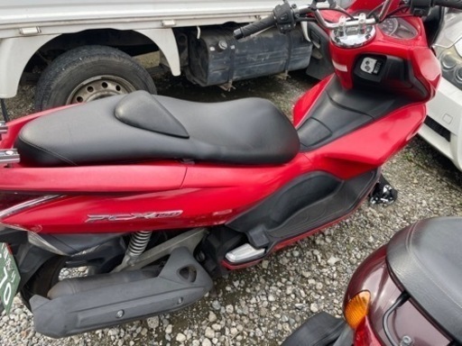 《保証付良車》ホンダPCX150: 【美車黒仕上げ】178000円。【ベース赤現状】138000円。走行約2.1万km!! JF28（125cc）の上位機種、KF12です。4st　実働美車 機関極上　各種整備・カスタム可能 検)pcx125