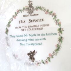 ☆Royal Doulton ロイヤルドルトン Bramby Hedge ブランブリーヘッジ プレート お皿◆のばらの村のものがたりの画像