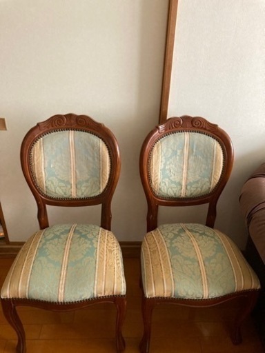 《感謝》お値下げしました。クラシカルチェア　二脚