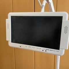 ベッドでもみられる介護テレビの画像