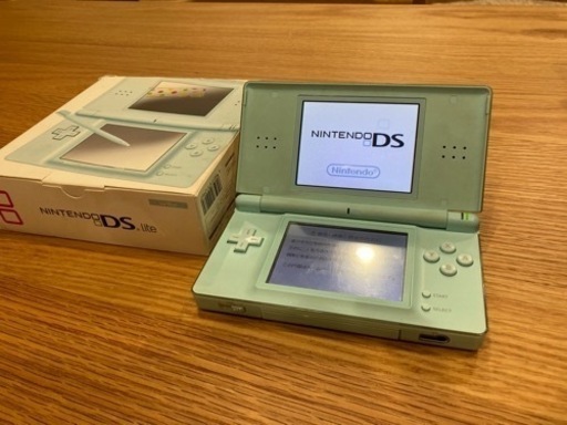 任天堂　DS どうぶつの森のカセットつき