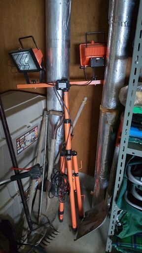 キャンプ用品一式　発動機　テント　照明他