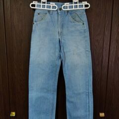 【お取引中】【訳アリ】女性にもどうぞ！LEEジーンズ３