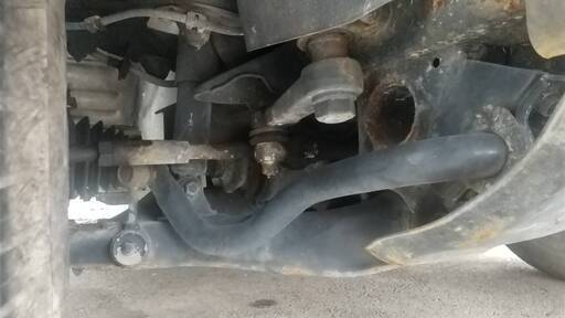 パジェロ　エンジン回り