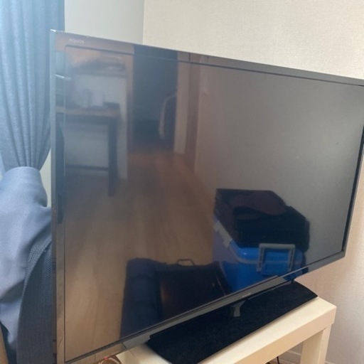 液晶テレビ