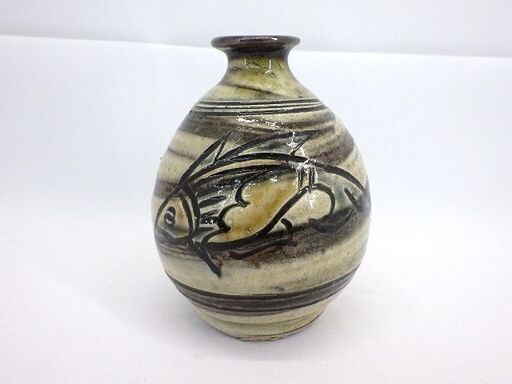 魚紋＊徳利(1)金城次郎 作 [2558] (屋蔵＠沖縄＆質 屋蔵) 浦添の食器