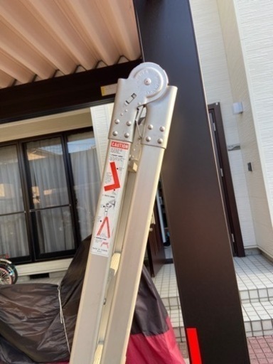 【終了しました】大脚立。 カーポートに登れて軽四に積載可。大幅値下げしました。