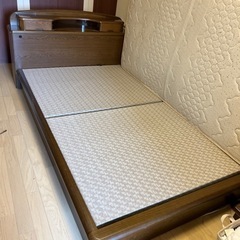 【取りに来れる方にさしあげます】セミダブルベッド