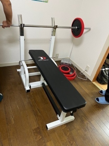 ボディーデザイン　バーベル