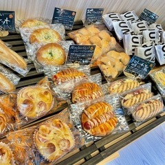 ✨那覇にエンタメパン屋初上陸🥐オープニングスタッフ大募集✨の画像