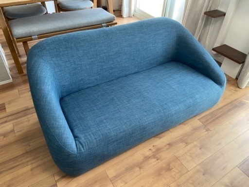 【取りに来ていただける方に格安で！】2人掛けソファ