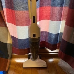 サイクロンスティック型クリーナー　掃除機