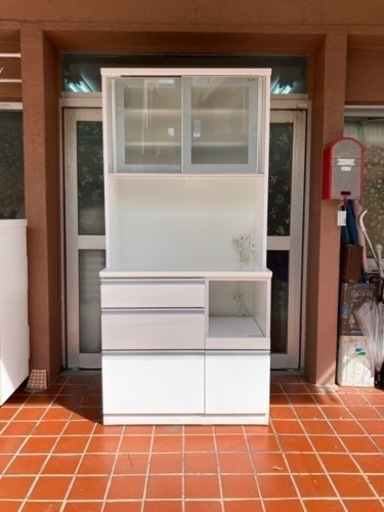 食器棚　ホワイト　大型　収納　キッチン　炊飯器　レンジ　ラック　ボード　1234