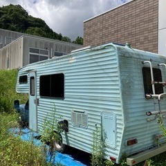 トヨタ　ハイラックスキャンパー　レストアベースの画像