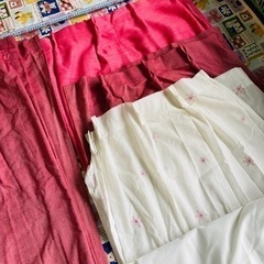 ニトリ　カーテン　いろいろ　ピンク系　レースもあります