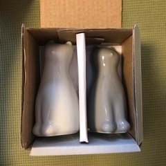 カルディ　猫バッグ　ソルト　ペッパー　調味料入れの画像