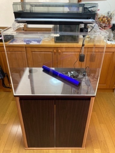 アクリル水槽 60×45×45