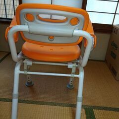 取引中　介護用　シャワーチェアの画像
