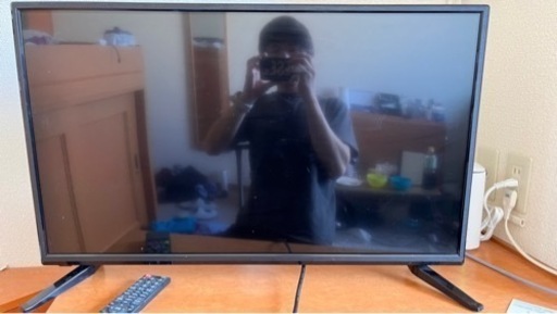 32ハイビジョン液晶TV  知人に差し上げることとなりました。