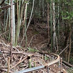 田川市夏吉 岩屋第一鍾乳洞前の敷地を駐車場・資材置き場としてお貸します - 不動産