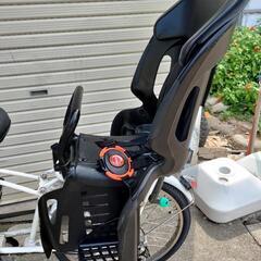 取引中　ヘッドレスト付コンフォートリヤ子供乗せ 
