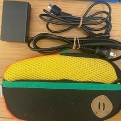 【美品】PS Vita   純正充電器＋カバー&ケース＋ソフト×4の画像