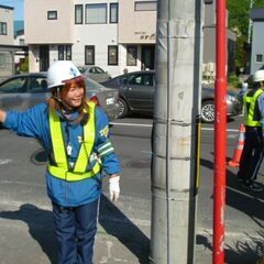 緊急大募集!!　一般交通誘導員募集！　長期・短期、未経験者も大歓迎!!　の画像