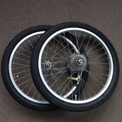 子供用自転車 マウンテンバイク Ａｒｅｎｂｅｒｇ 20インチ 前後タイヤ チューブ新品交換済み ヘルメット付きの画像
