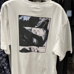 呪術廻戦×GUコラボTシャツ（L）の画像