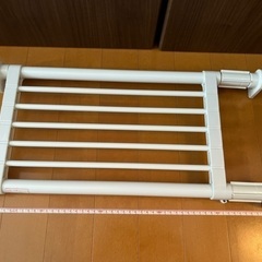 つっぱり棚（約50〜75cm）