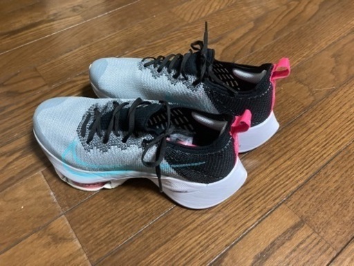 エアズーム テンポネクスト%  ランニングシューズ