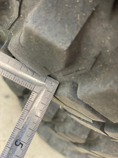 BF Goodrich Mud-Terrain T/A 265/75R16