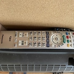 32型液晶テレビ　動作品　スタンドなしPanasonic TH-32LX60 の画像