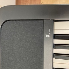 Korg 電子ピアノB1  イス•スタンド付きの画像