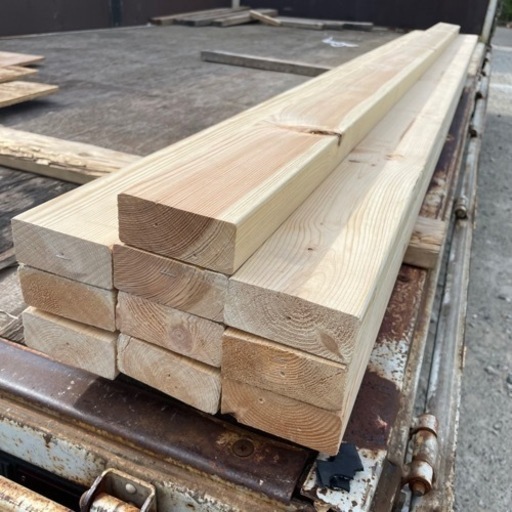 ?ラスト在庫‼ 2×4材︎?　約2.4m ×10本