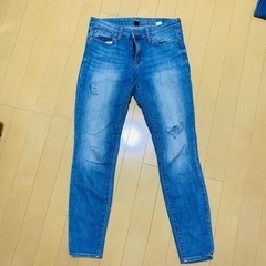 【受け渡し先決定】Gap ダメージジーンズ レディース