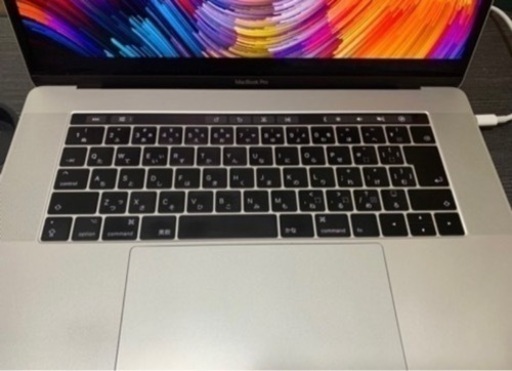 8月20日、21日の取引で60000円でお譲りします！mac book pro取りに来て頂ける方限定です！