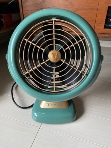 サーキュレーター　ボルネード
