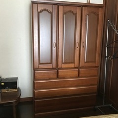 洋服タンス　ブラウン　木製