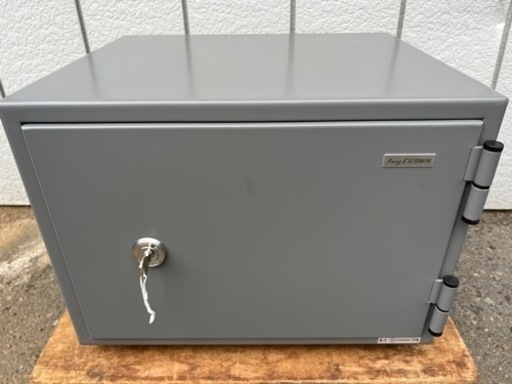 ■小型耐火金庫 MSN-1K キング工業■カギ付き【サイズ】約　幅48 奥行42 高さ37 cm
