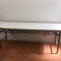 折りたたみテーブル（棚あり）　7台