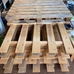 木製パレット　引き取ってくれる方の画像