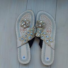 未使用サンダル　23.5～24.5センチ