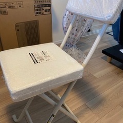 ニトリ　折りたたみチェアの画像