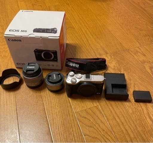 EOS M6 標準ズーム/単焦点レンズセット